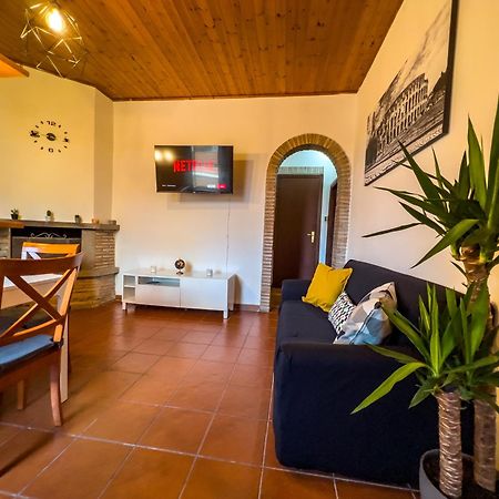 Apt Finestra Sul Castello, Vista Lago Wi-Fi Gratis Bracciano  Exterior photo